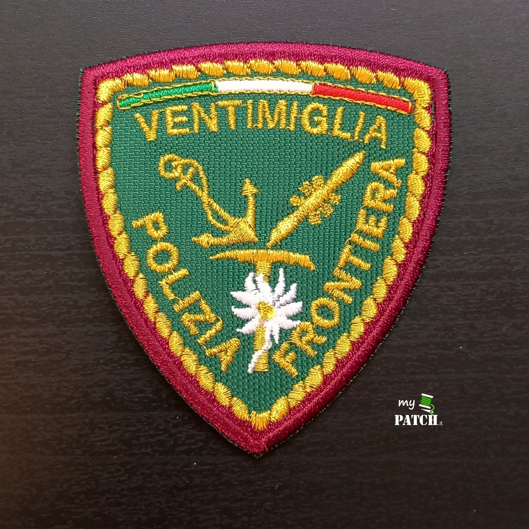 Polizia di frontiera ITA con città